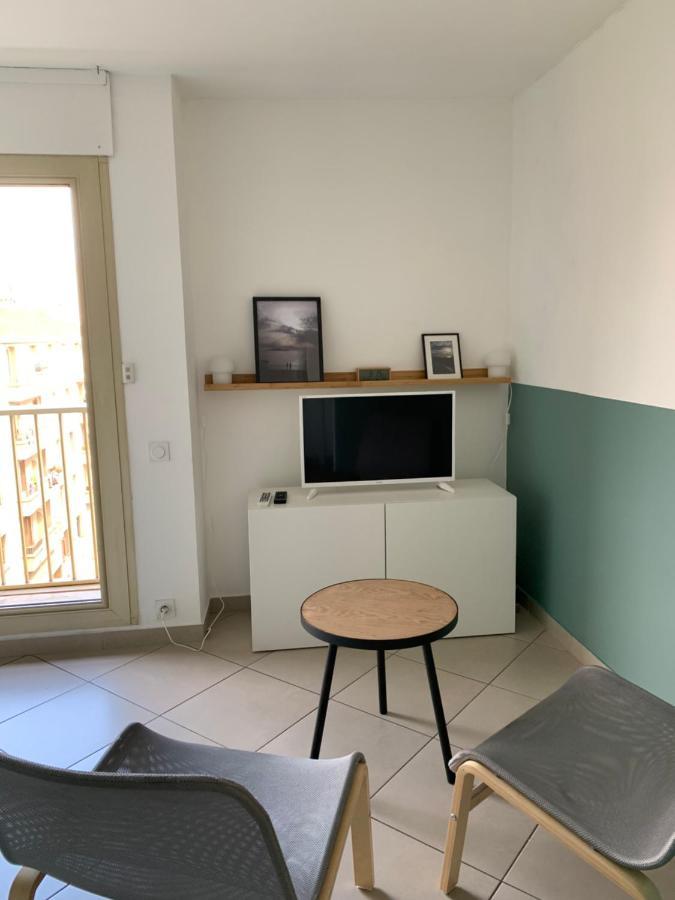 Joli Studio rénové proche quartier Timone -parking Marseille Extérieur photo